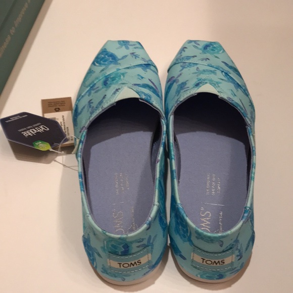 NWT TOMS ALPARGATA sea TURTLES SHOES 6 slip on light aqua - Picture 4 of 8